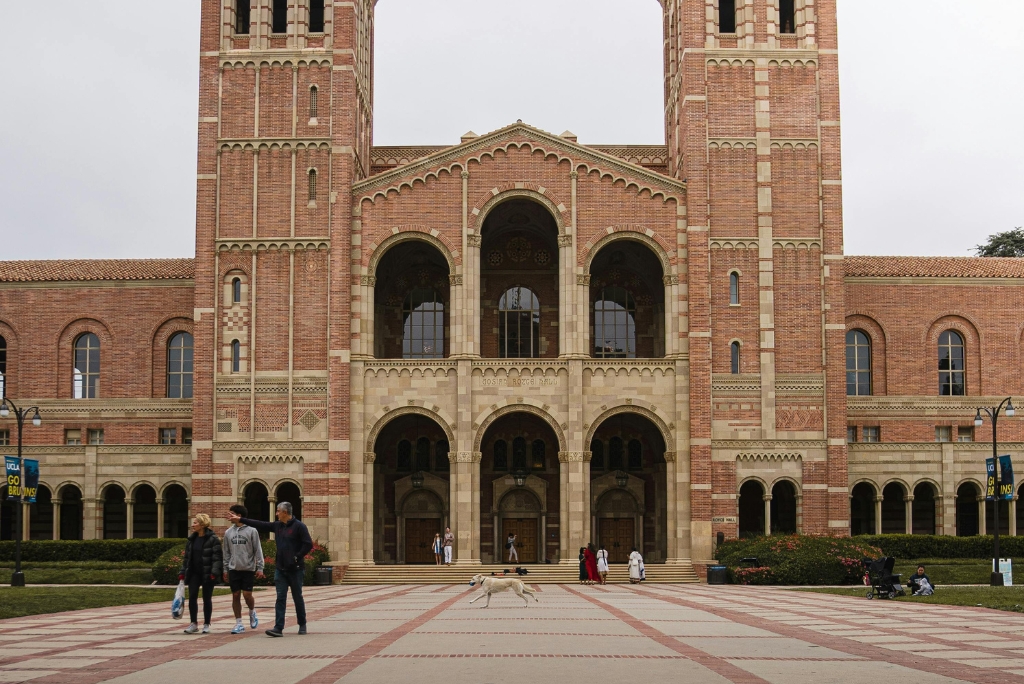 UCLA campus representing UC admissions consultant services for students applying to California universities.